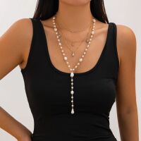 Layering-Kette goldfarben Perlen und Kristall-Anhängern Damen Messing