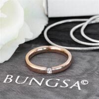57 (18.1) Ring Rosegold Zirkonia Kristall Stein Edelstahl Damen