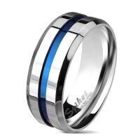 Ring mit blauem Streifen und abgeschrägten Kanten...