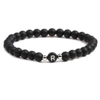 Armband Buchstaben schwarze Perlen Unisex - R