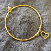 Armreifen mit Herzanhänger und Haken-Verschluss Edelstahl für Damen